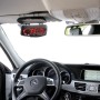 Interno auto con portaocchiali da sole come accessorio auto.