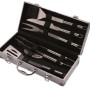 Set accessori barbecue t.b.t. in valigetta di alluminio: pinze, spatola, coltello, forchetta, ecc.