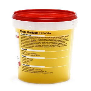 Secchio di stucco livellante t.b.t. per muri.