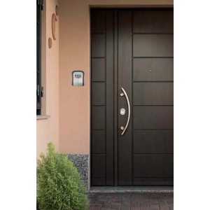 t.b.t. Cassaforte per chiavi accanto alla porta d'ingresso, deposito sicuro delle chiavi.