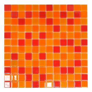 Piastrella a mosaico quadrata nei toni dell'arancio e del rosso.
