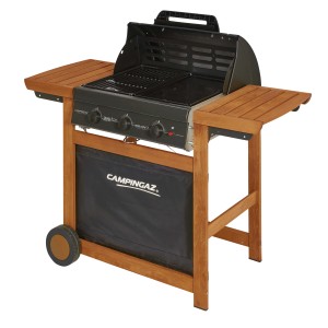 Barbecue a gas Campingaz con struttura in legno e ripiani. Ideale per barbecue in giardino.