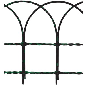 Dettaglio di una rete metallica verde t.b.t. per il giardino.