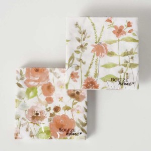 t.b.t. tovaglioli con motivo floreale.