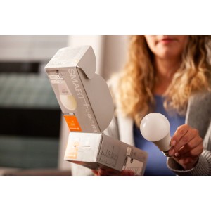 Lampadina a bulbo LED E27 Osram A60 RGBW 9 W 806 lm 11,2x6 cm