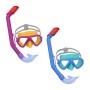 Due set colorati di snorkeling con maschera per bambini. Ideale per il divertimento balneare in vacanza.