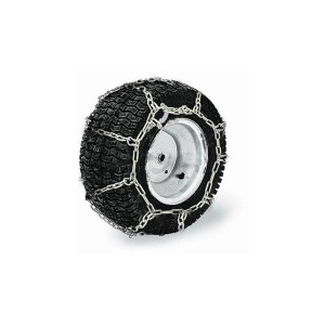 Set catene da neve MTD 50,80 cm per trattorino, montate su pneumatico per uso invernale.