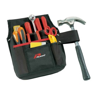 Cintura porta attrezzi nera con utensili come martello, cacciaviti e pinze. Ideale per artigiani.