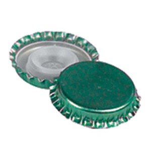 Tappi a corona t.b.t. verdi per chiusure di bottiglie.