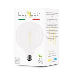 Lampadina LED E27 nella confezione. Lampadina decorativa a luce bianca calda.