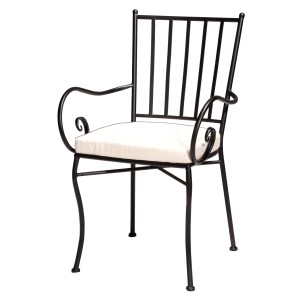 Sedia da giardino nera con braccioli e cuscino di seduta bianco.