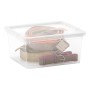 Box portaoggetti trasparente KIS C XXS con coperchio, riempita con cinture.