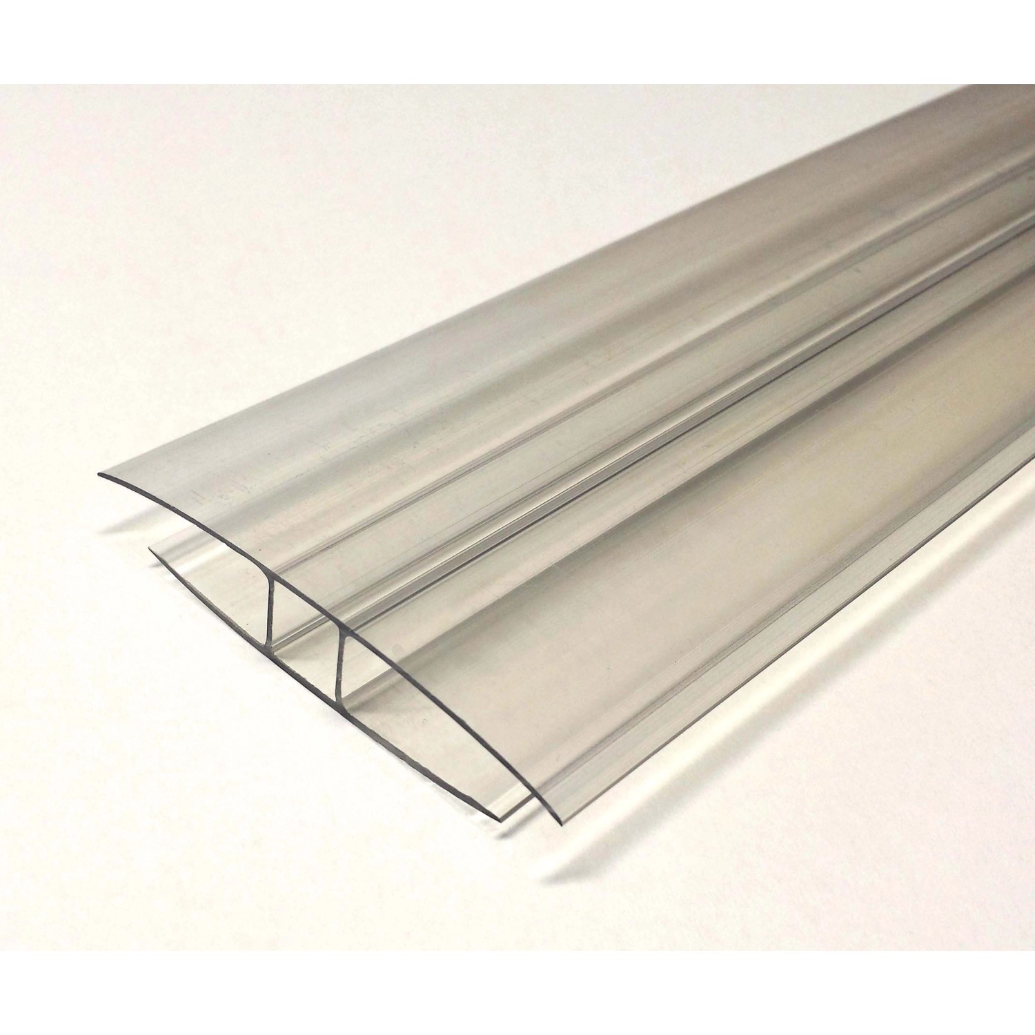 t.b.t. Copertura in plastica/lastra alveolare, trasparente.