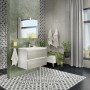 Bagno moderno con mobile lavabo grigio e specchio. Arredo bagno di design.