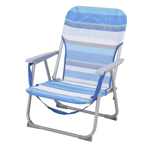 Sedia da giardino a righe, blu/bianca, con braccioli. Seduta comoda per giardino o balcone.