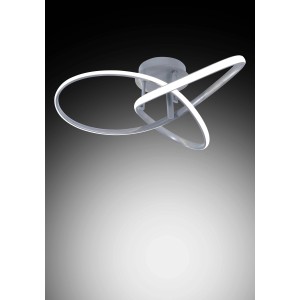 Applique LED moderna con tre anelli intrecciati argentati.