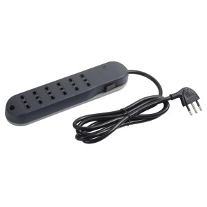 Multipresa t.b.t. con sei prese e cavo.