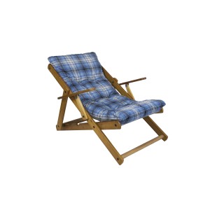 Lettino prendisole in legno con cuscino a quadri blu per giardino e balcone.