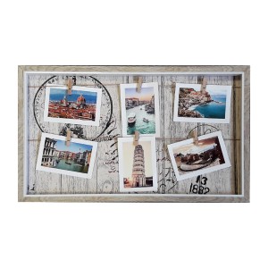 Collage decorativa di cornici con foto dell'Italia, fissate con piccole mollette.