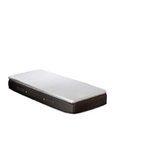 Materasso con topper bianco, adatto per letti. Categoria biancheria da letto.