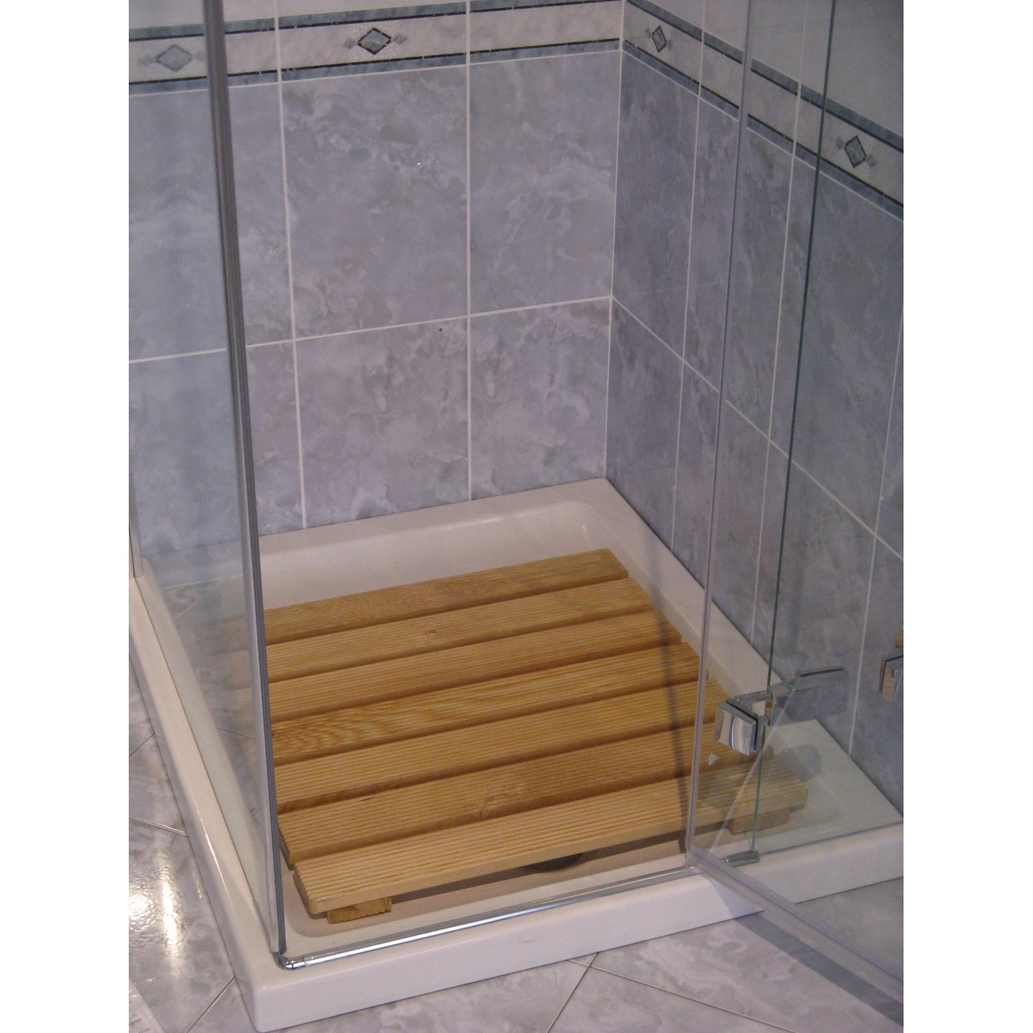 Tappetino doccia in legno, accessorio doccia di t.b.t.