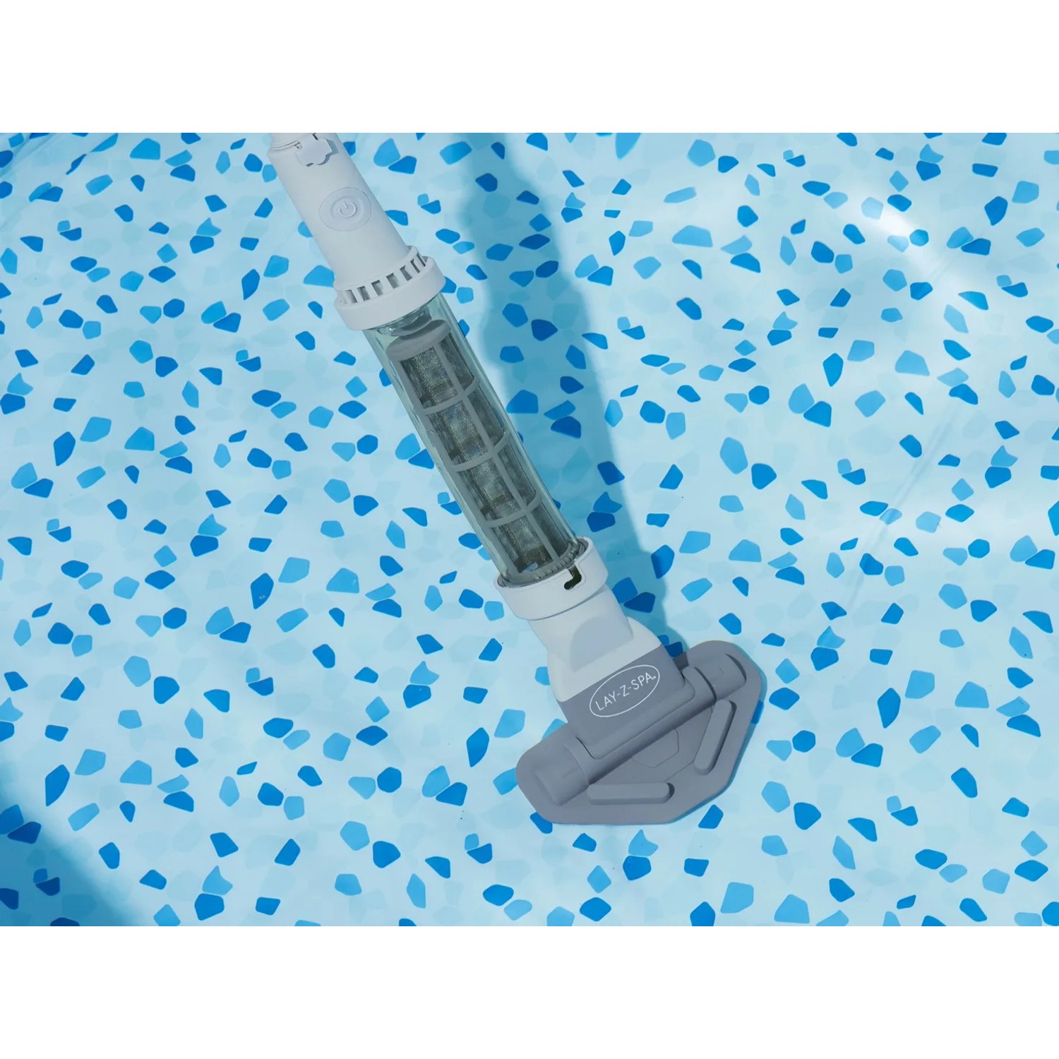 Aspiratore a batteria per piscina e idromassaggio Bestway Lay-Z-Spa per la pulizia.
