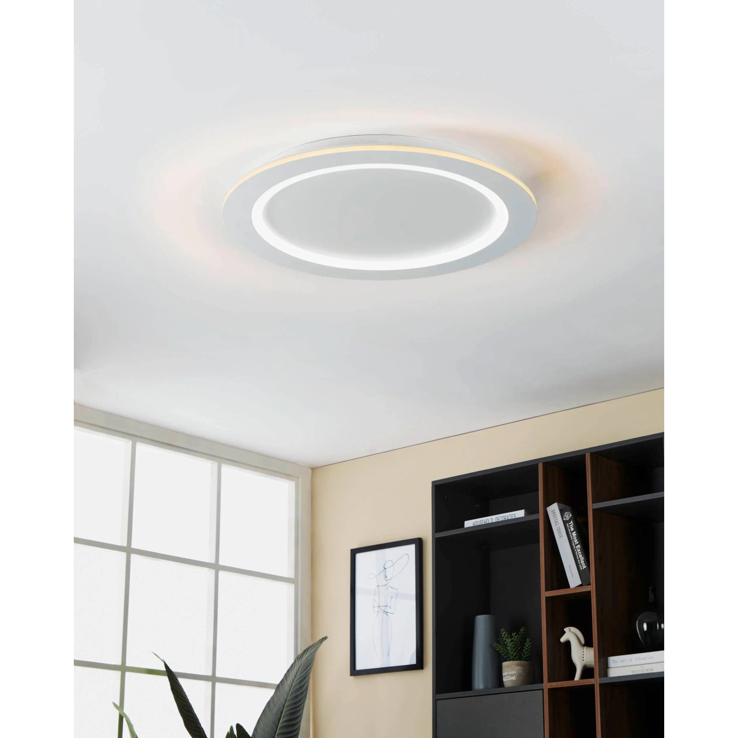 Plafoniera LED bianca Eglo Padrogiano-Z, diametro 59,5 cm, con funzione CCT e RGB.