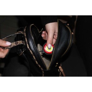 Piccola torcia t.b.t. rotonda in borsa, rosso/bianco, per emergenze.