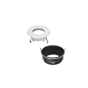 Set faretti da incasso t.b.t., composto da cornice bianca e alloggiamento nero.