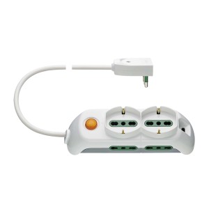 Multipresa t.b.t. bianca con due prese e interruttore.