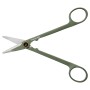 Cesoie da giardinaggio Fiskars verdi con manici lunghi e lame in acciaio inox.