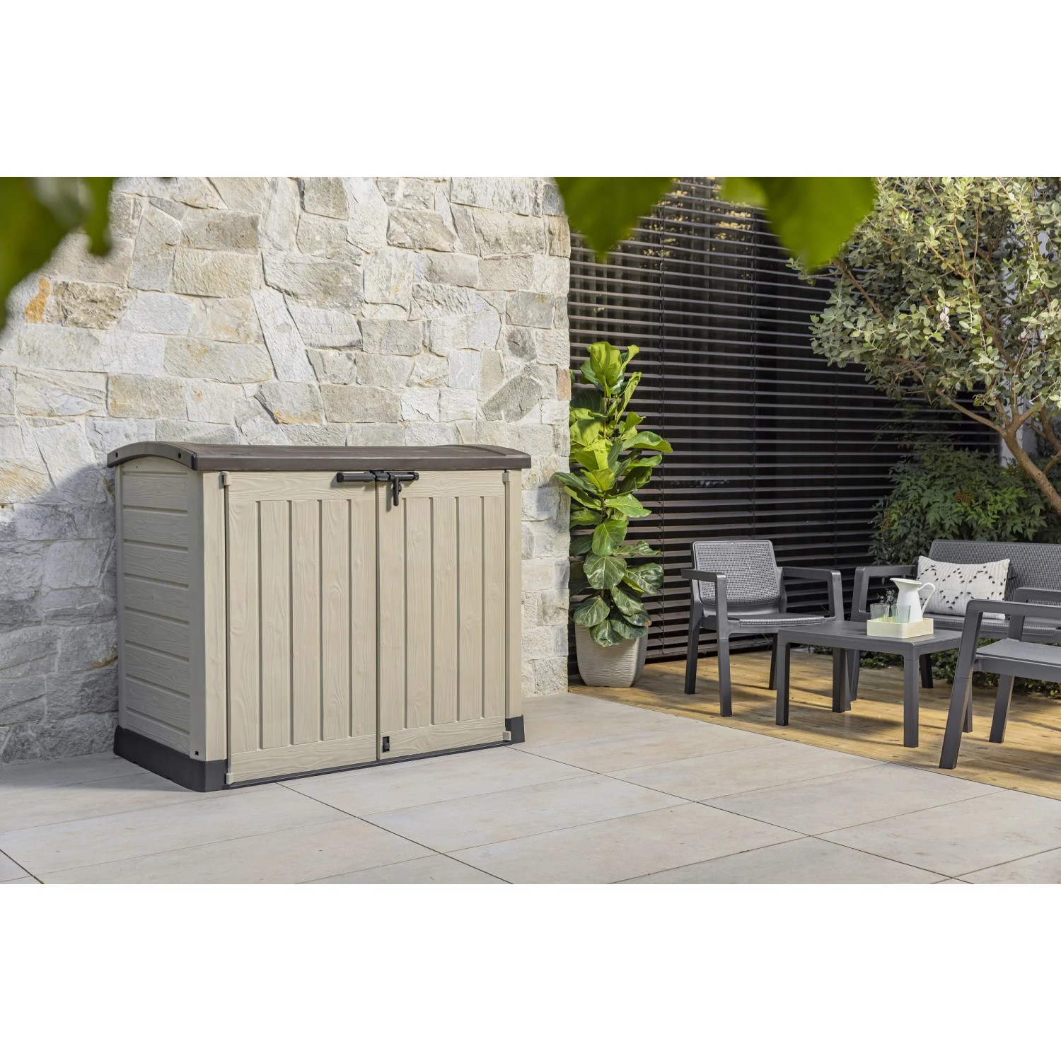 Box universale t.b.t. in beige/marrone per giardino o terrazza.