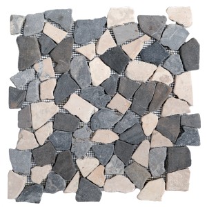 Mosaico t.b.t. con effetto pietra naturale nei toni del grigio e del beige.