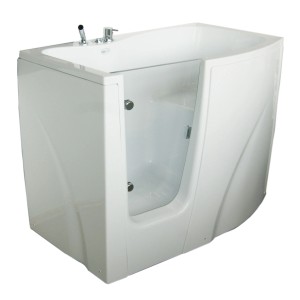 Vasca da bagno bianca con seduta e porta in vetro per un bagno accessibile.