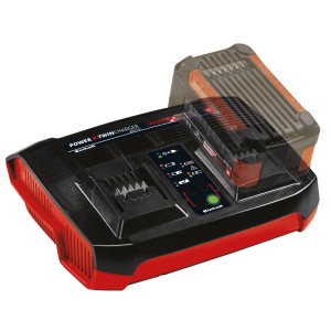 Caricabatterie Einhell Power X-Change Twincharger 3A con batteria, per caricare due batterie contemporaneamente.
