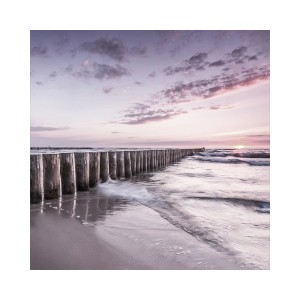 Quadri: Fila di pali nel mare al crepuscolo.