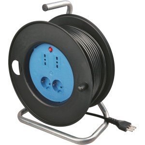 t.b.t. Avvolgicavo con prese Schuko ed Euro.