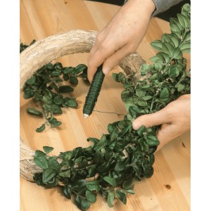 Filo di legatura verde (0,7 mm) per fissare piante a una corona.