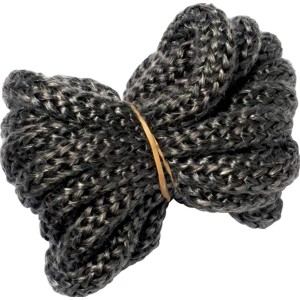 Corda di tenuta grigia per tubi di stufa, legata con elastico. Accessori per stufe a legna.