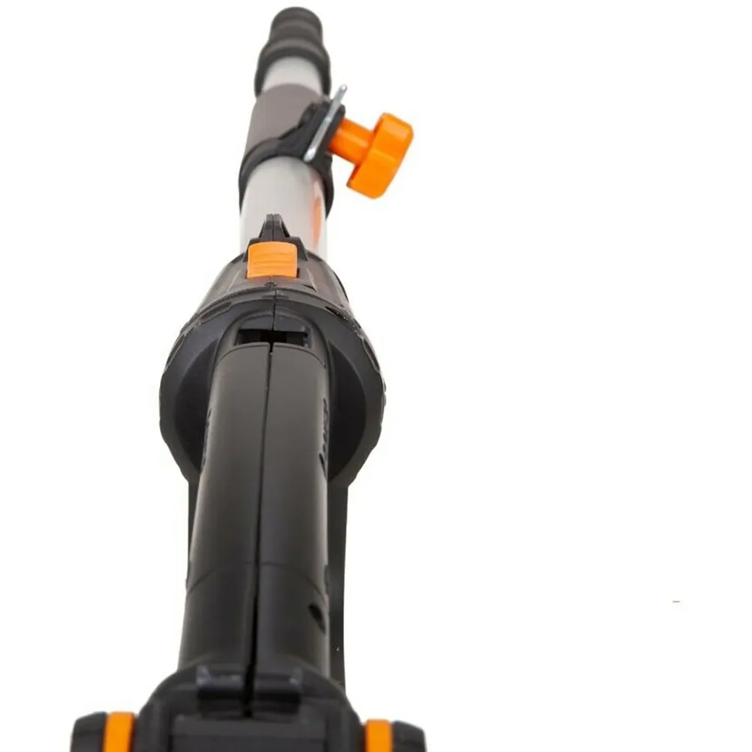 Dettaglio: tagliasiepi telescopico Worx WG252E.9, focus su impugnatura e asta telescopica.