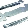 Set di attrezzi t.b.t. per riparazioni, include leve per pneumatici e chiave inglese.
