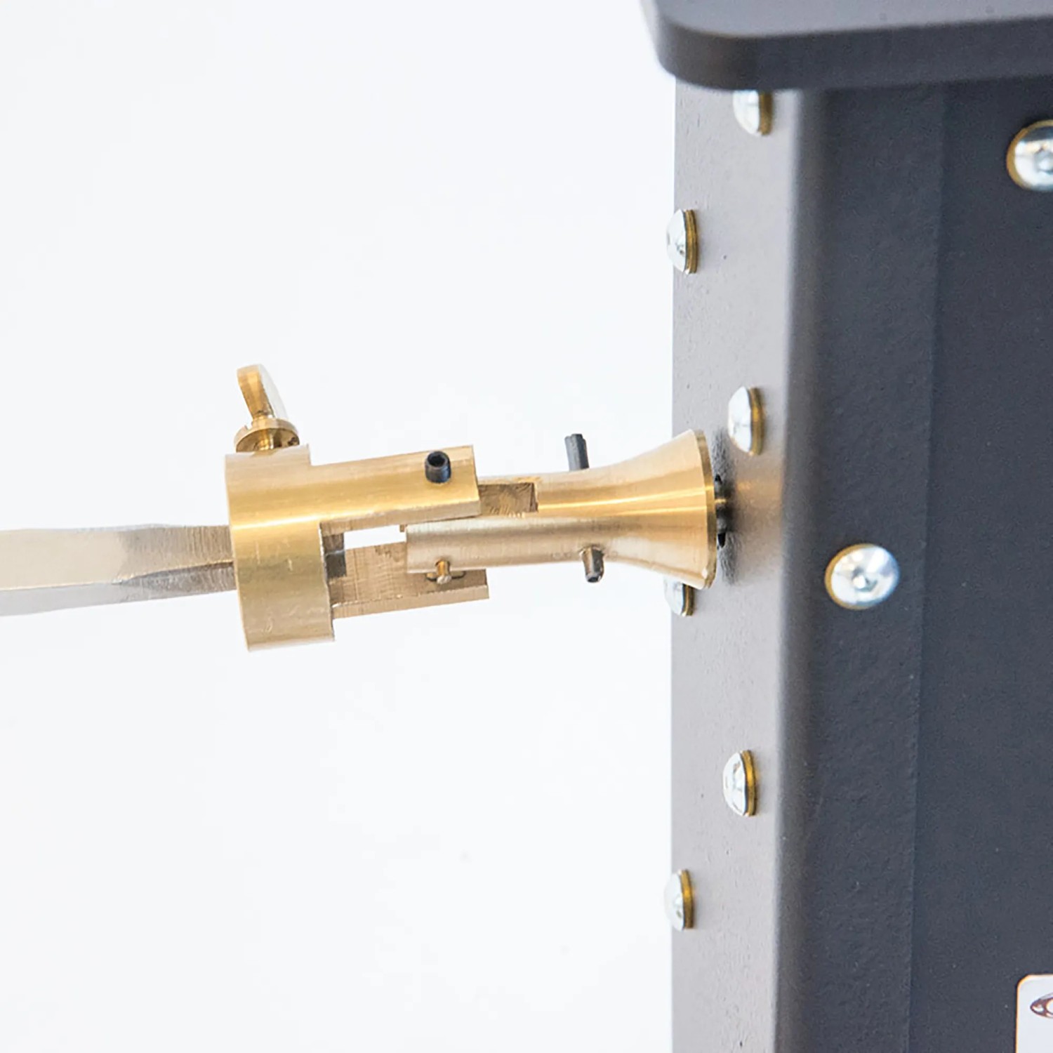 Dettaglio dell'accessorio per barbecue t.b.t.