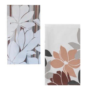 t.b.t. Tovaglia con motivo floreale.