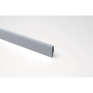 Battiscopa grigio t.b.t. per interni.