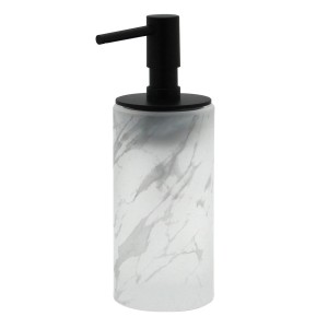 Elegante dispenser sapone effetto marmo con erogatore nero.