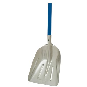 Pala da neve argentata con manico blu. Ideale per spalare la neve.