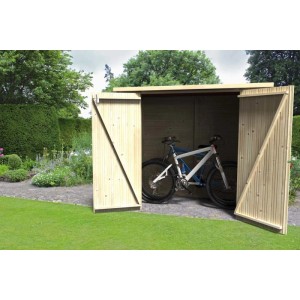 Box per biciclette in legno con doppia porta aperta, due bici all'interno, su prato in giardino.