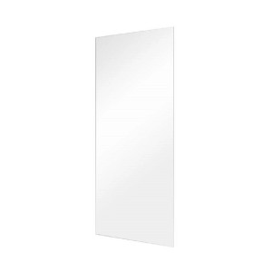 Pannello in vetro trasparente per una moderna doccia walk-in.