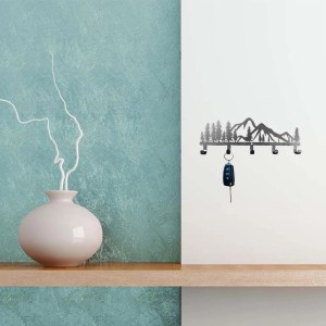 Bacheche t.b.t. decorativa con motivo montano e portachiavi.