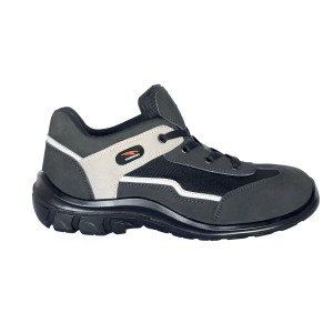 Scarpa da lavoro t.b.t. grigio/nera con lacci e suola robusta.